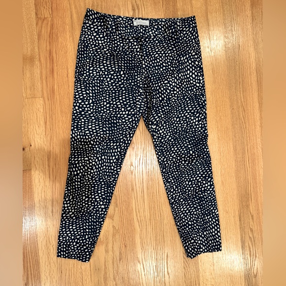 GAP slim cropped pants, size 6, stretch cotton, blue and white pattern. - Picture 1 of 5